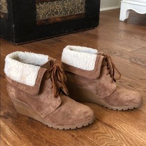 Nautical Winter Wedge Booties